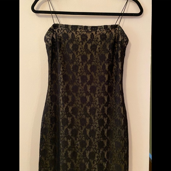 🔥🔥Rampage black lace with gold shimmer underlay tube dress Size Medium - Picture 2 of 12